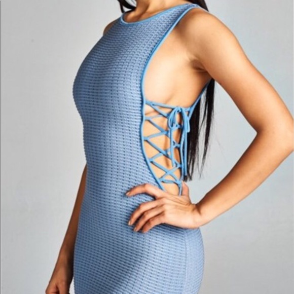 Dress - Picture 5 of 5